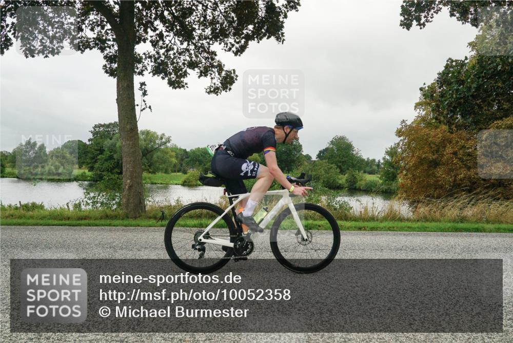 30.08.2026 - Elbe Triathlon Hamburg Michael Burmester http://msf.ph/oto/10052358 30.08.2026 10:09:46 Radfahren 690, 693, 811, 828, 937, 1897 meine-sportfotos.de