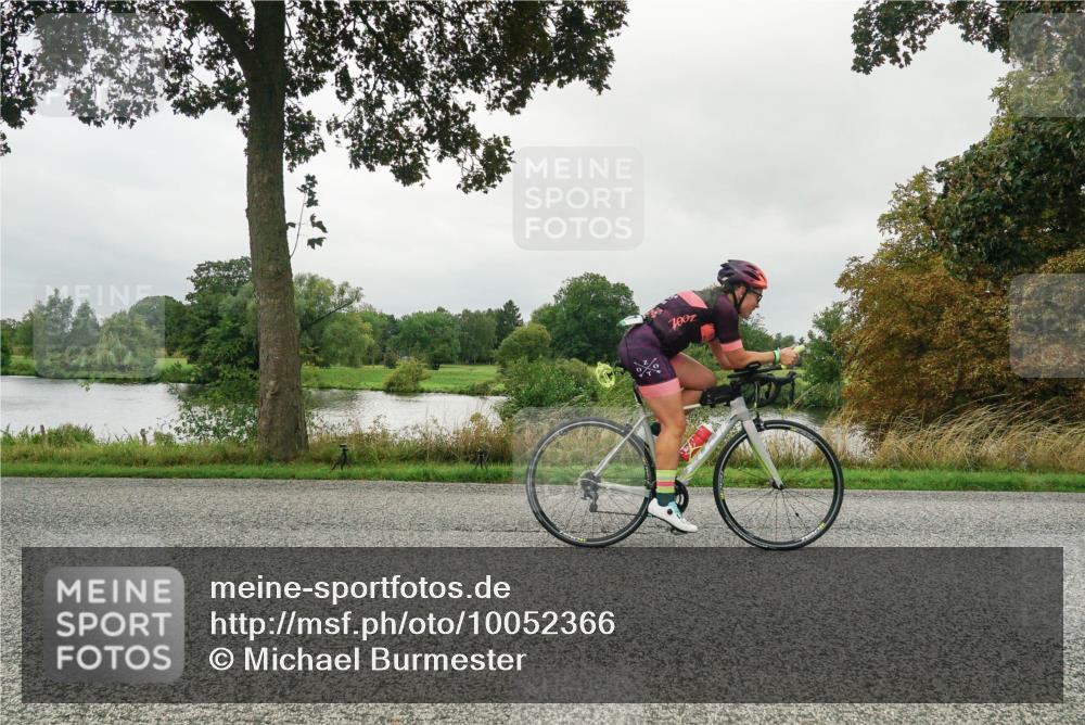 30.08.2026 - Elbe Triathlon Hamburg Michael Burmester http://msf.ph/oto/10052366 30.08.2026 10:09:53 Radfahren 529, 570, 690, 828, 858, 937, 967, 967 meine-sportfotos.de