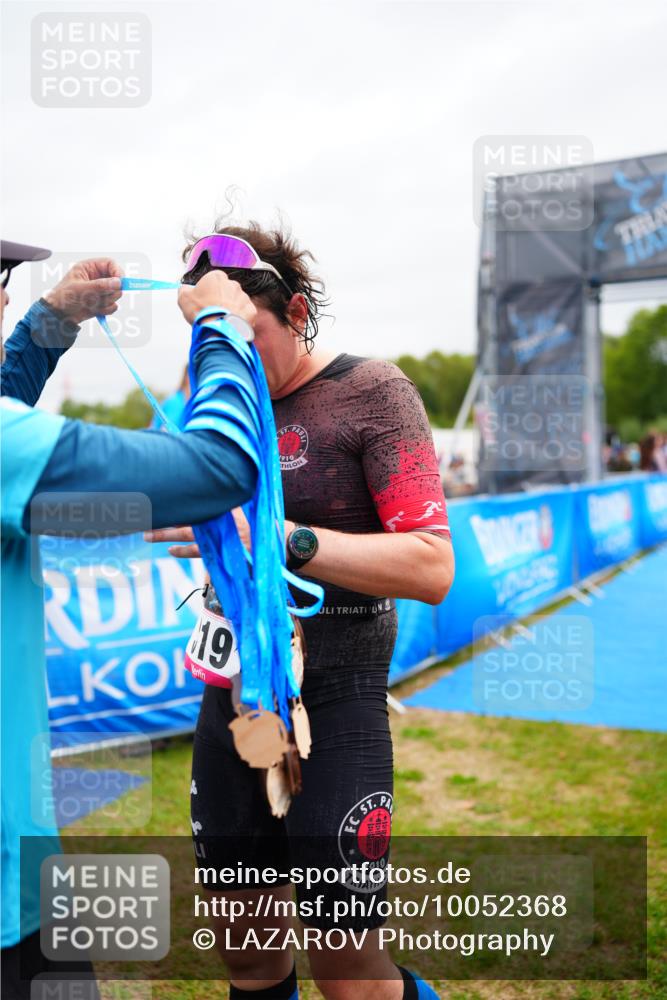 30.08.2026 - Elbe Triathlon Hamburg LAZAROV Photography http://msf.ph/oto/10052368 30.08.2026 10:46:06 Ziel 691 meine-sportfotos.de