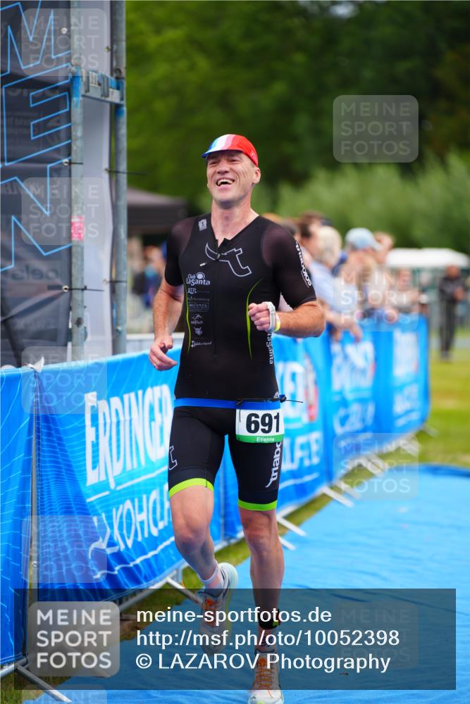 30.08.2026 - Elbe Triathlon Hamburg LAZAROV Photography http://msf.ph/oto/10052398 30.08.2026 10:46:15 Ziel 691 meine-sportfotos.de
