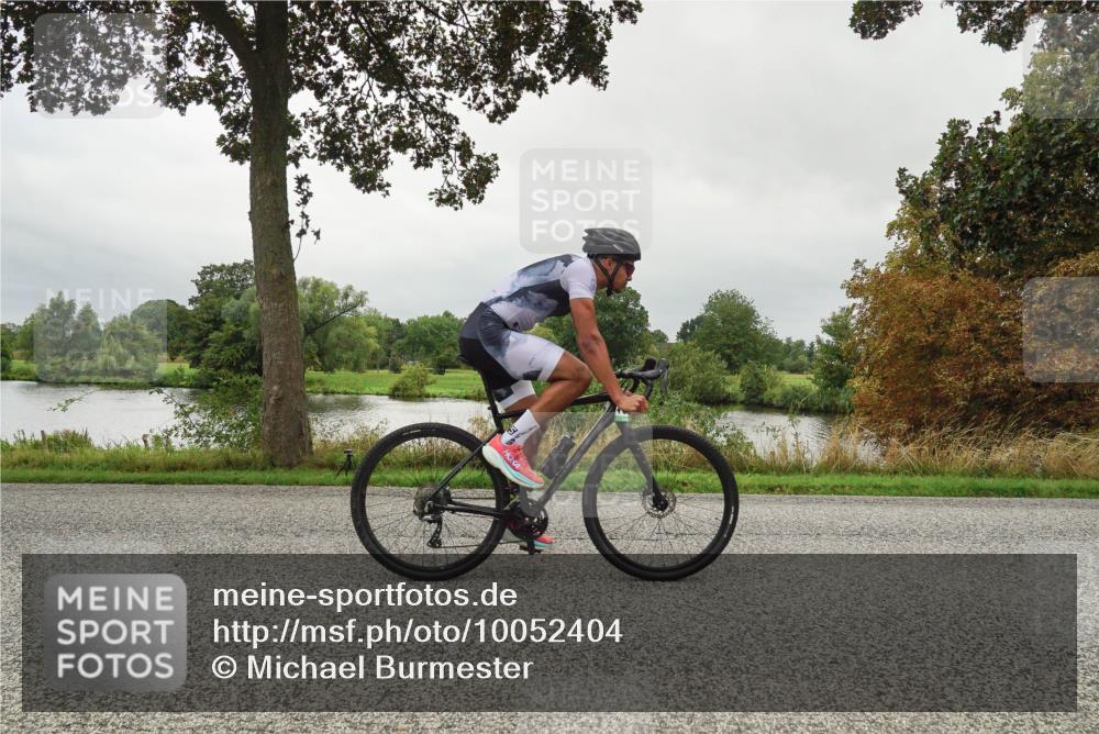30.08.2026 - Elbe Triathlon Hamburg Michael Burmester http://msf.ph/oto/10052404 30.08.2026 10:10:26 Radfahren 418, 583, 714 meine-sportfotos.de