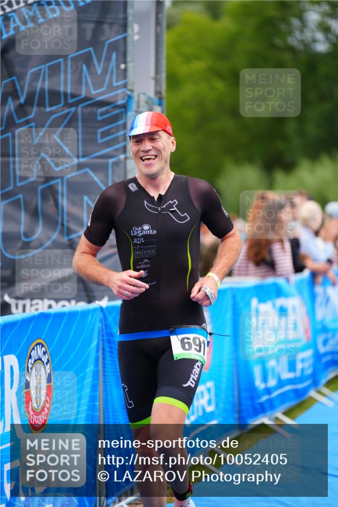 30.08.2026 - Elbe Triathlon Hamburg LAZAROV Photography http://msf.ph/oto/10052405 30.08.2026 10:46:15 Ziel 691 meine-sportfotos.de
