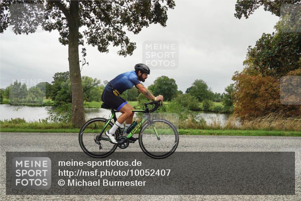 30.08.2026 - Elbe Triathlon Hamburg Michael Burmester http://msf.ph/oto/10052407 30.08.2026 10:10:32 Radfahren 462, 714, 789, 911, 961, 965 meine-sportfotos.de