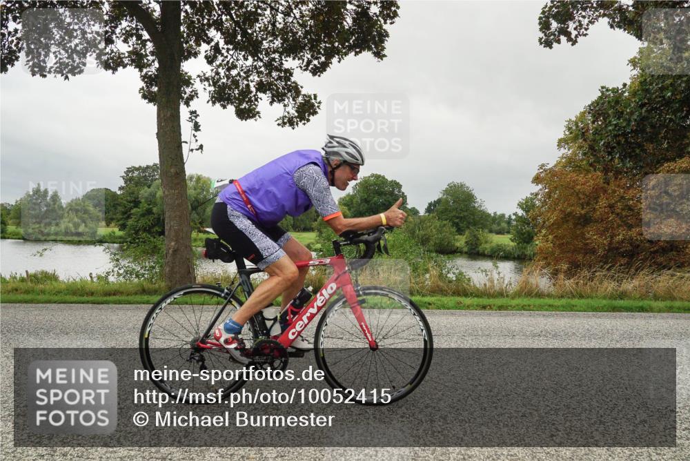 30.08.2026 - Elbe Triathlon Hamburg Michael Burmester http://msf.ph/oto/10052415 30.08.2026 10:10:37 Radfahren 462, 541, 789, 849, 856, 911, 961, 965 meine-sportfotos.de