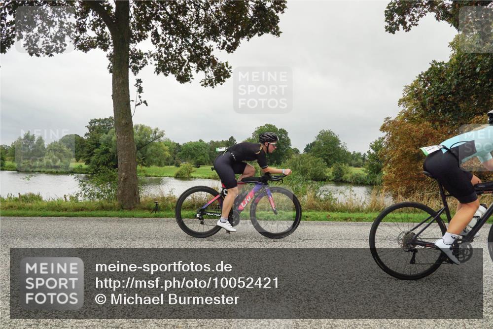 30.08.2026 - Elbe Triathlon Hamburg Michael Burmester http://msf.ph/oto/10052421 30.08.2026 10:10:39 Radfahren 419, 462, 541, 658, 789, 849, 856, 911, 933, 960 meine-sportfotos.de