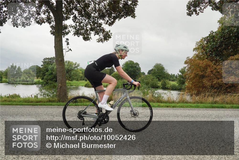 30.08.2026 - Elbe Triathlon Hamburg Michael Burmester http://msf.ph/oto/10052426 30.08.2026 10:10:43 Radfahren 419, 541, 658, 849, 856, 933, 960 meine-sportfotos.de