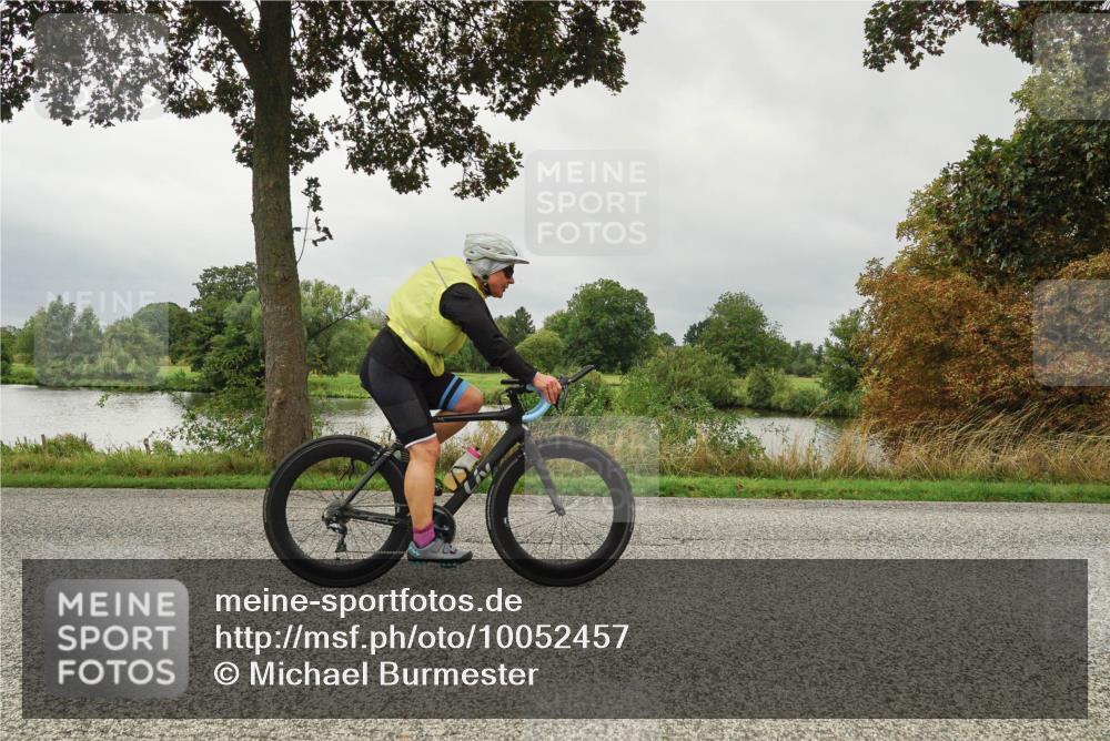30.08.2026 - Elbe Triathlon Hamburg Michael Burmester http://msf.ph/oto/10052457 30.08.2026 10:11:16 Radfahren 364, 581, 633, 749, 836, 920, 927 meine-sportfotos.de