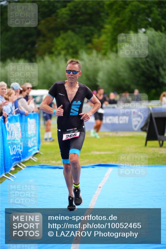 30.08.2026 - Elbe Triathlon Hamburg LAZAROV Photography http://msf.ph/oto/10052465 30.08.2026 10:46:31 Ziel 266, 508 meine-sportfotos.de