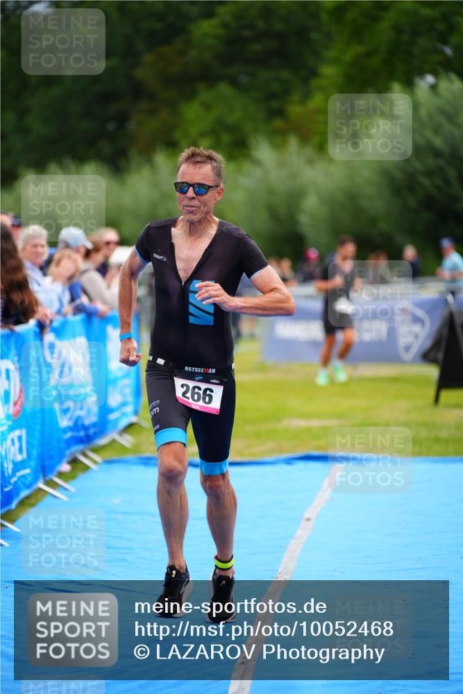 30.08.2026 - Elbe Triathlon Hamburg LAZAROV Photography http://msf.ph/oto/10052468 30.08.2026 10:46:31 Ziel 266, 508 meine-sportfotos.de