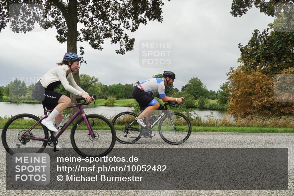 30.08.2026 - Elbe Triathlon Hamburg Michael Burmester http://msf.ph/oto/10052482 30.08.2026 10:11:42 Radfahren 538, 575, 576, 678, 907 meine-sportfotos.de