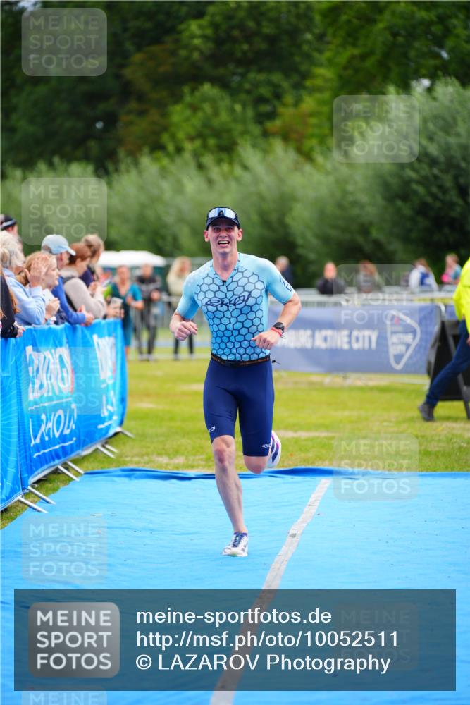 30.08.2026 - Elbe Triathlon Hamburg LAZAROV Photography http://msf.ph/oto/10052511 30.08.2026 10:46:38 Ziel 354, 508 meine-sportfotos.de