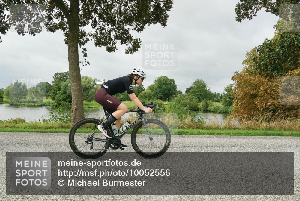 30.08.2026 - Elbe Triathlon Hamburg Michael Burmester http://msf.ph/oto/10052556 30.08.2026 10:12:56 Radfahren 441, 537, 657, 664, 669, 722, 728, 813, 872, 883 meine-sportfotos.de
