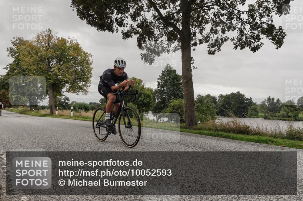 30.08.2026 - Elbe Triathlon Hamburg Michael Burmester http://msf.ph/oto/10052593 30.08.2026 10:35:51 Radfahren 798, 1074 meine-sportfotos.de