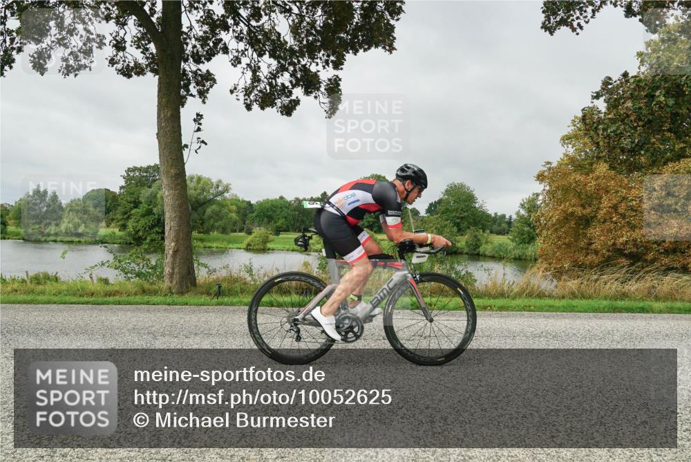 30.08.2026 - Elbe Triathlon Hamburg Michael Burmester http://msf.ph/oto/10052625 30.08.2026 10:13:52 Radfahren 612, 746, 881, 886 meine-sportfotos.de