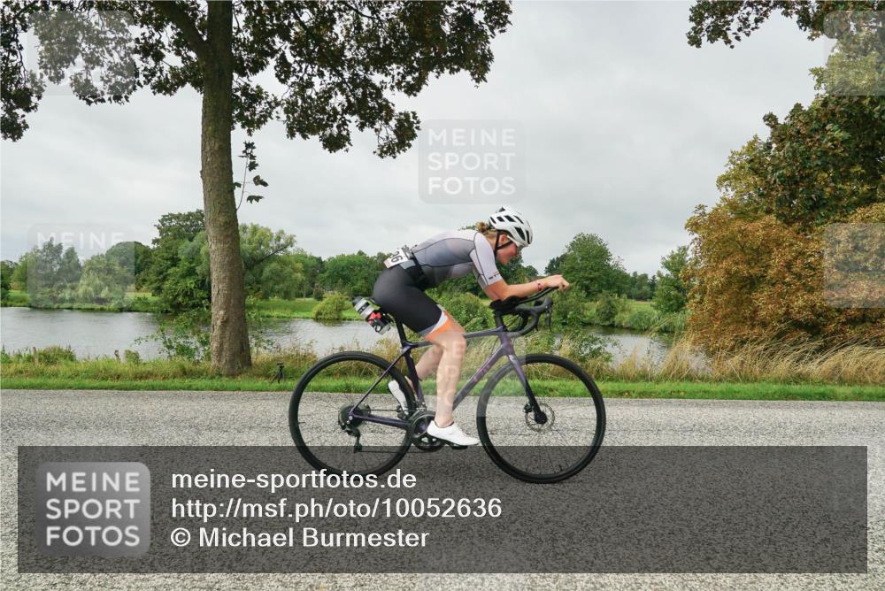 30.08.2026 - Elbe Triathlon Hamburg Michael Burmester http://msf.ph/oto/10052636 30.08.2026 10:14:00 Radfahren 585, 611, 612, 646, 799, 881, 886, 1896 meine-sportfotos.de