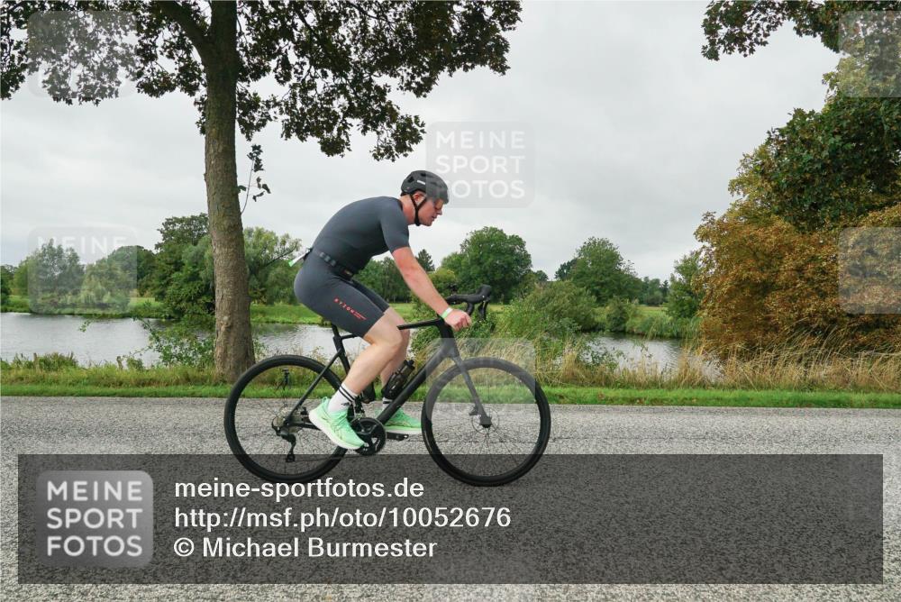 30.08.2026 - Elbe Triathlon Hamburg Michael Burmester http://msf.ph/oto/10052676 30.08.2026 10:14:45 Radfahren 413, 943 meine-sportfotos.de