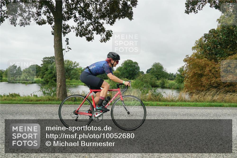 30.08.2026 - Elbe Triathlon Hamburg Michael Burmester http://msf.ph/oto/10052680 30.08.2026 10:14:48 Radfahren 413, 451, 901, 943, 962 meine-sportfotos.de