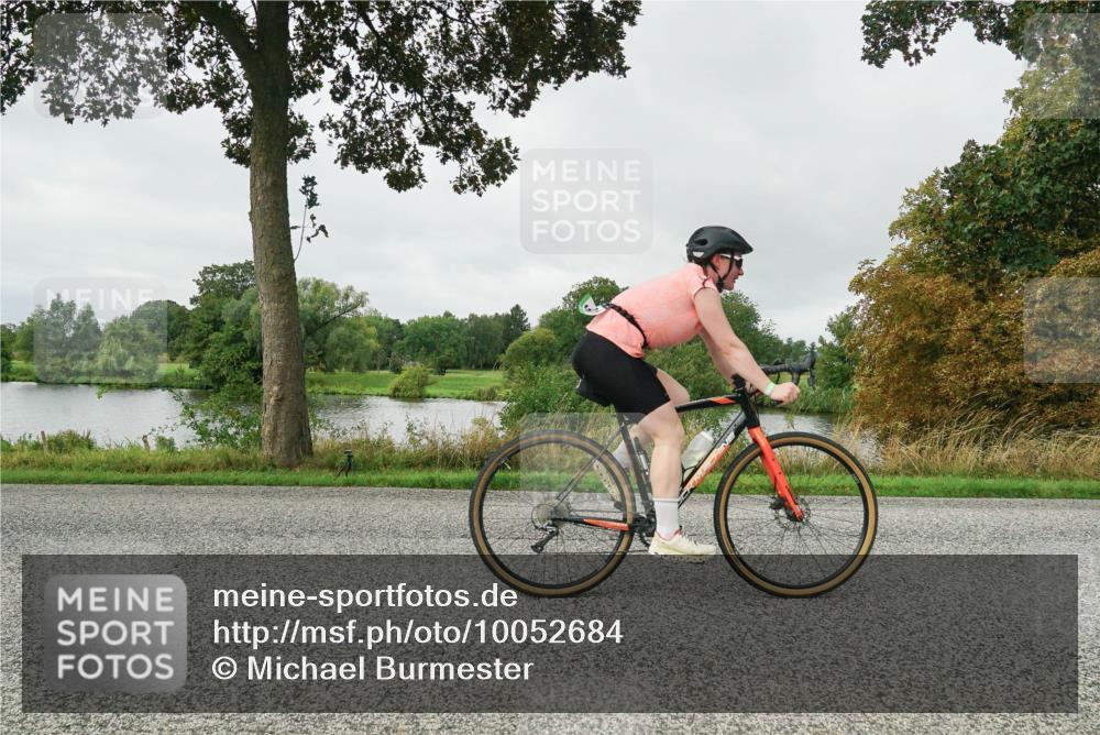 30.08.2026 - Elbe Triathlon Hamburg Michael Burmester http://msf.ph/oto/10052684 30.08.2026 10:14:54 Radfahren 451, 901, 912, 962 meine-sportfotos.de