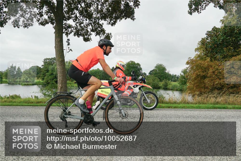 30.08.2026 - Elbe Triathlon Hamburg Michael Burmester http://msf.ph/oto/10052687 30.08.2026 10:14:55 Radfahren 451, 901, 912, 962 meine-sportfotos.de