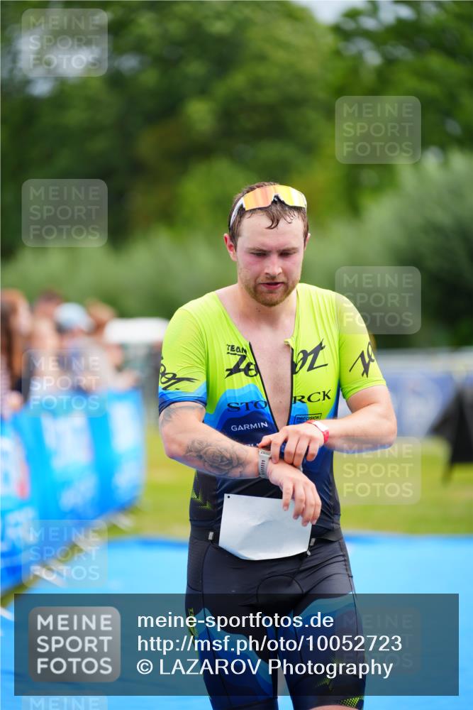 30.08.2026 - Elbe Triathlon Hamburg LAZAROV Photography http://msf.ph/oto/10052723 30.08.2026 10:46:55 Ziel 544 meine-sportfotos.de
