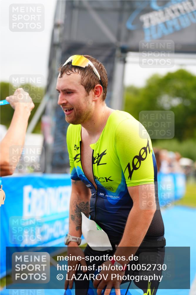 30.08.2026 - Elbe Triathlon Hamburg LAZAROV Photography http://msf.ph/oto/10052730 30.08.2026 10:46:59 Ziel  meine-sportfotos.de