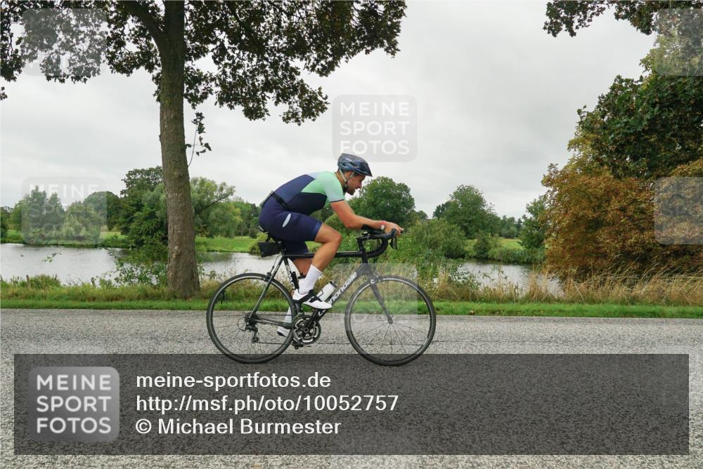 30.08.2026 - Elbe Triathlon Hamburg Michael Burmester http://msf.ph/oto/10052757 30.08.2026 10:16:09 Radfahren 540, 624, 874, 958 meine-sportfotos.de