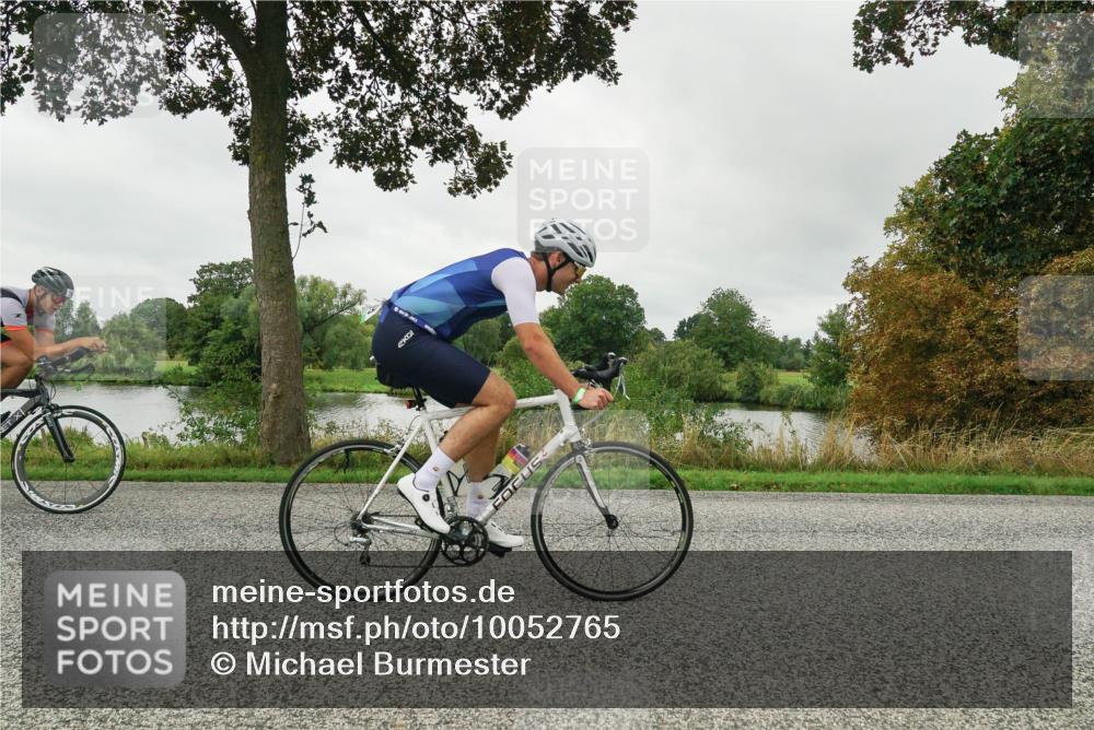 30.08.2026 - Elbe Triathlon Hamburg Michael Burmester http://msf.ph/oto/10052765 30.08.2026 10:16:19 Radfahren 409, 548, 671, 726, 790, 863 meine-sportfotos.de