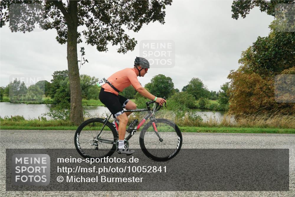 30.08.2026 - Elbe Triathlon Hamburg Michael Burmester http://msf.ph/oto/10052841 30.08.2026 10:17:35 Radfahren 472, 598, 651, 704 meine-sportfotos.de