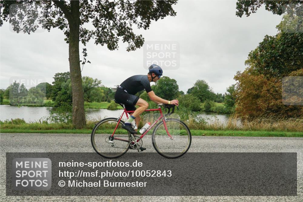 30.08.2026 - Elbe Triathlon Hamburg Michael Burmester http://msf.ph/oto/10052843 30.08.2026 10:17:40 Radfahren 651, 697 meine-sportfotos.de