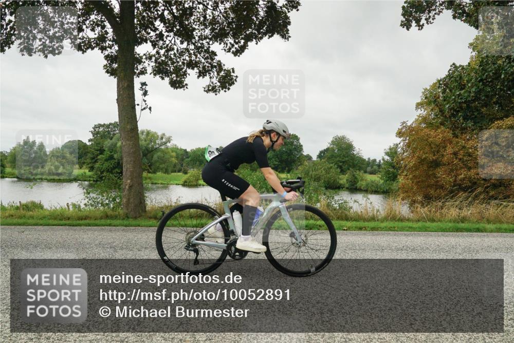 30.08.2026 - Elbe Triathlon Hamburg Michael Burmester http://msf.ph/oto/10052891 30.08.2026 10:18:52 Radfahren 568, 827, 882, 931 meine-sportfotos.de