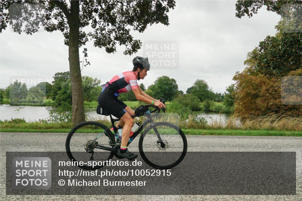 30.08.2026 - Elbe Triathlon Hamburg Michael Burmester http://msf.ph/oto/10052915 30.08.2026 10:19:26 Radfahren 572, 848, 948, 975 meine-sportfotos.de
