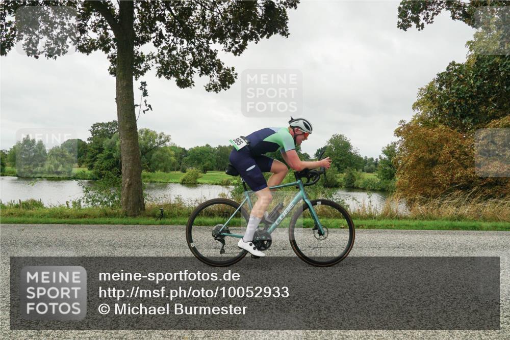 30.08.2026 - Elbe Triathlon Hamburg Michael Burmester http://msf.ph/oto/10052933 30.08.2026 10:20:09 Radfahren 521, 824 meine-sportfotos.de