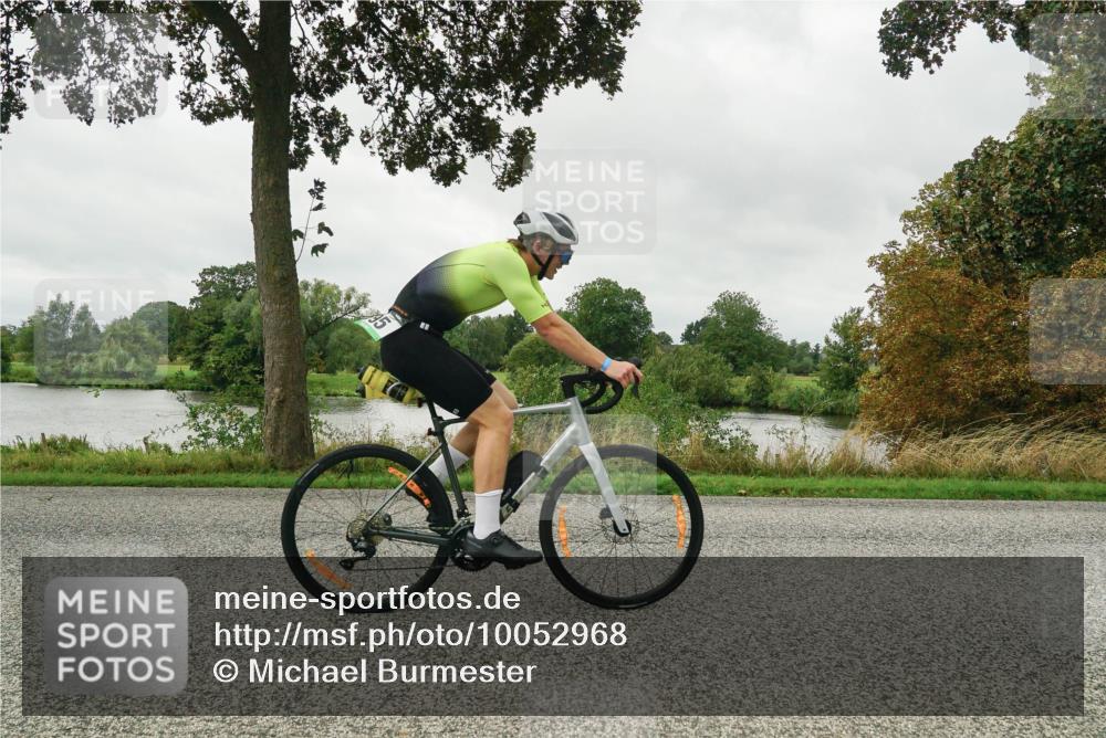30.08.2026 - Elbe Triathlon Hamburg Michael Burmester http://msf.ph/oto/10052968 30.08.2026 10:20:52 Radfahren 795 meine-sportfotos.de