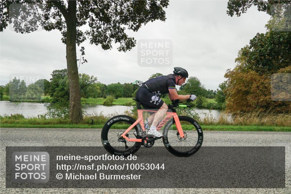 30.08.2026 - Elbe Triathlon Hamburg Michael Burmester http://msf.ph/oto/10053044 30.08.2026 10:22:54 Radfahren 687, 715, 721, 794, 952, 968 meine-sportfotos.de