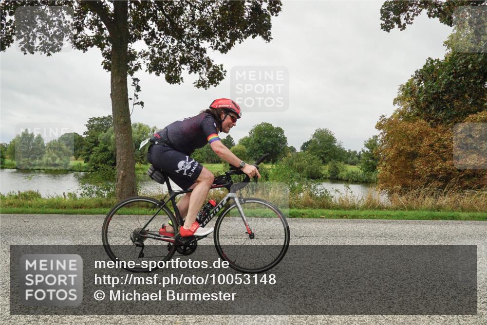 30.08.2026 - Elbe Triathlon Hamburg Michael Burmester http://msf.ph/oto/10053148 30.08.2026 10:25:25 Radfahren 696, 946 meine-sportfotos.de