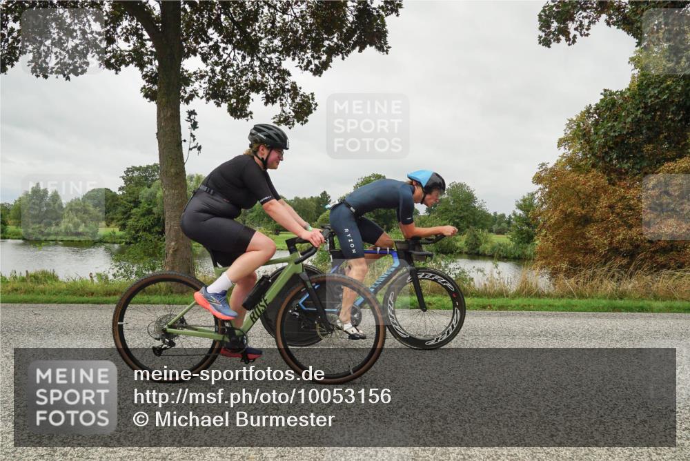 30.08.2026 - Elbe Triathlon Hamburg Michael Burmester http://msf.ph/oto/10053156 30.08.2026 10:25:35 Radfahren 925, 946, 1031 meine-sportfotos.de