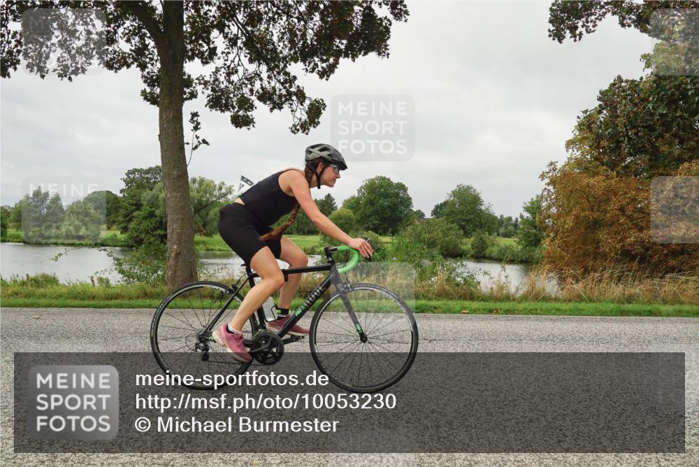 30.08.2026 - Elbe Triathlon Hamburg Michael Burmester http://msf.ph/oto/10053230 30.08.2026 10:27:30 Radfahren 514, 749, 828, 927, 965 meine-sportfotos.de