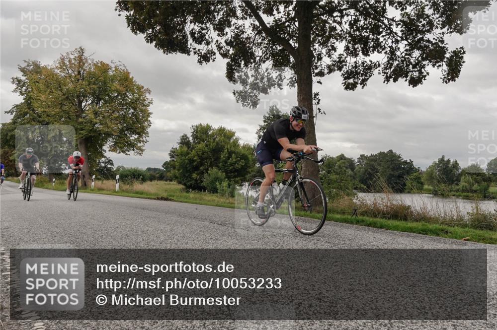 30.08.2026 - Elbe Triathlon Hamburg Michael Burmester http://msf.ph/oto/10053233 30.08.2026 10:46:01 Radfahren 860, 985, 1000, 1054, 1099, 1161, 1163, 1164, 1249 meine-sportfotos.de