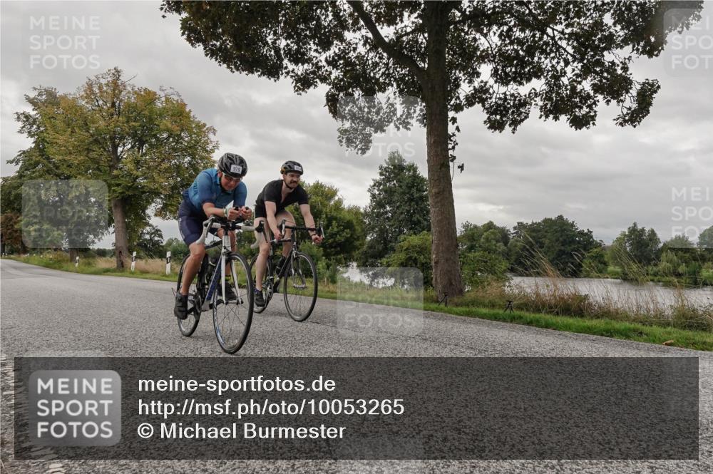 30.08.2026 - Elbe Triathlon Hamburg Michael Burmester http://msf.ph/oto/10053265 30.08.2026 10:46:16 Radfahren 979, 984, 990, 1063, 1080, 1146, 1280 meine-sportfotos.de