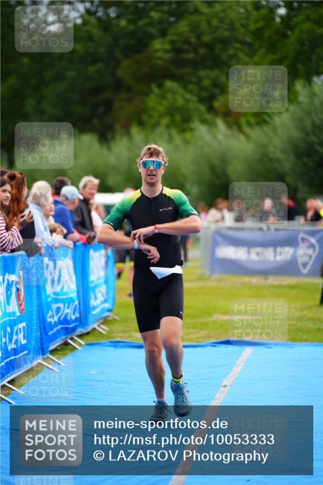 30.08.2026 - Elbe Triathlon Hamburg LAZAROV Photography http://msf.ph/oto/10053333 30.08.2026 10:51:01 Ziel 285, 532, 567 meine-sportfotos.de
