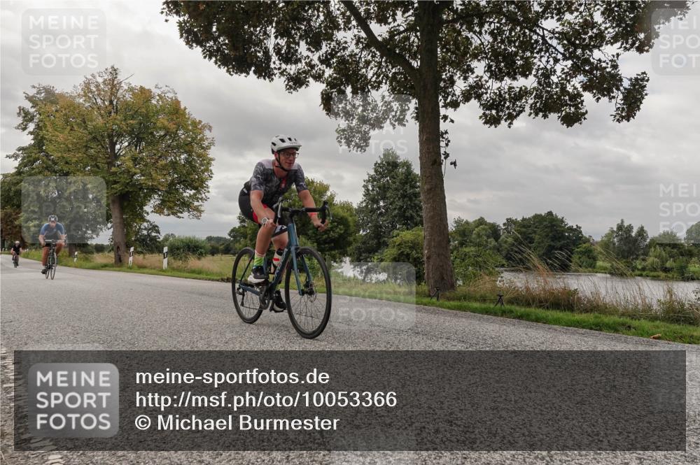 30.08.2026 - Elbe Triathlon Hamburg Michael Burmester http://msf.ph/oto/10053366 30.08.2026 10:47:48 Radfahren 808, 926, 934, 1013, 1076, 1335 meine-sportfotos.de