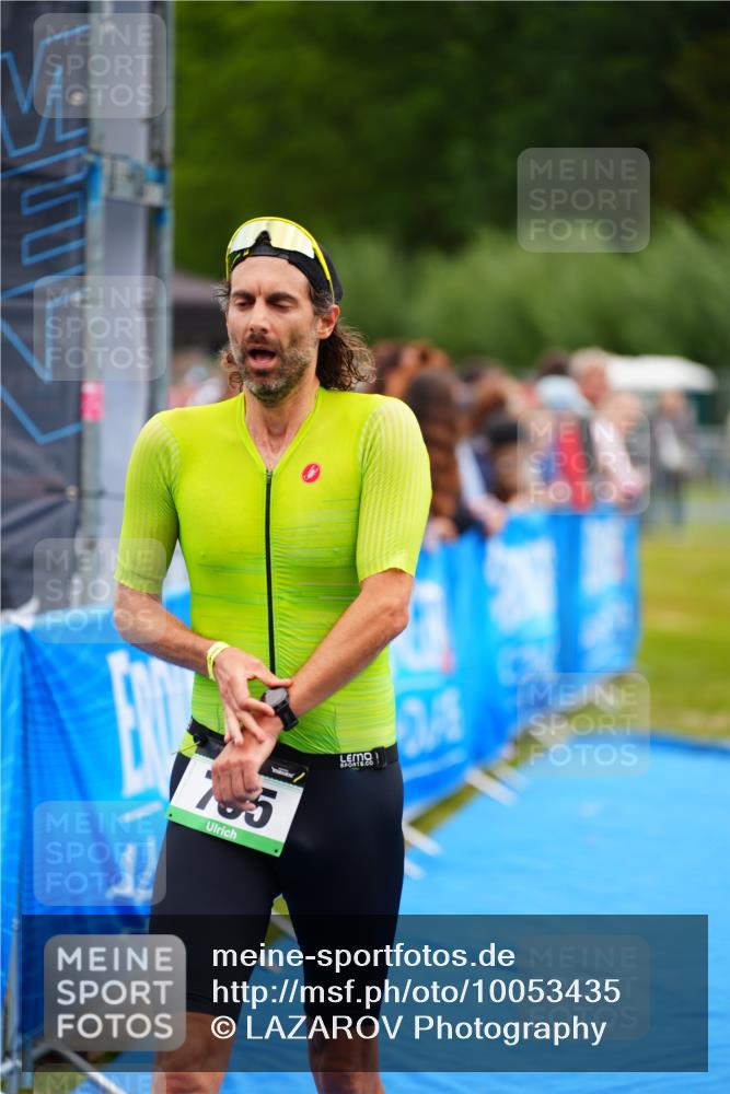 30.08.2026 - Elbe Triathlon Hamburg LAZAROV Photography http://msf.ph/oto/10053435 30.08.2026 10:51:18 Ziel 489, 705 meine-sportfotos.de