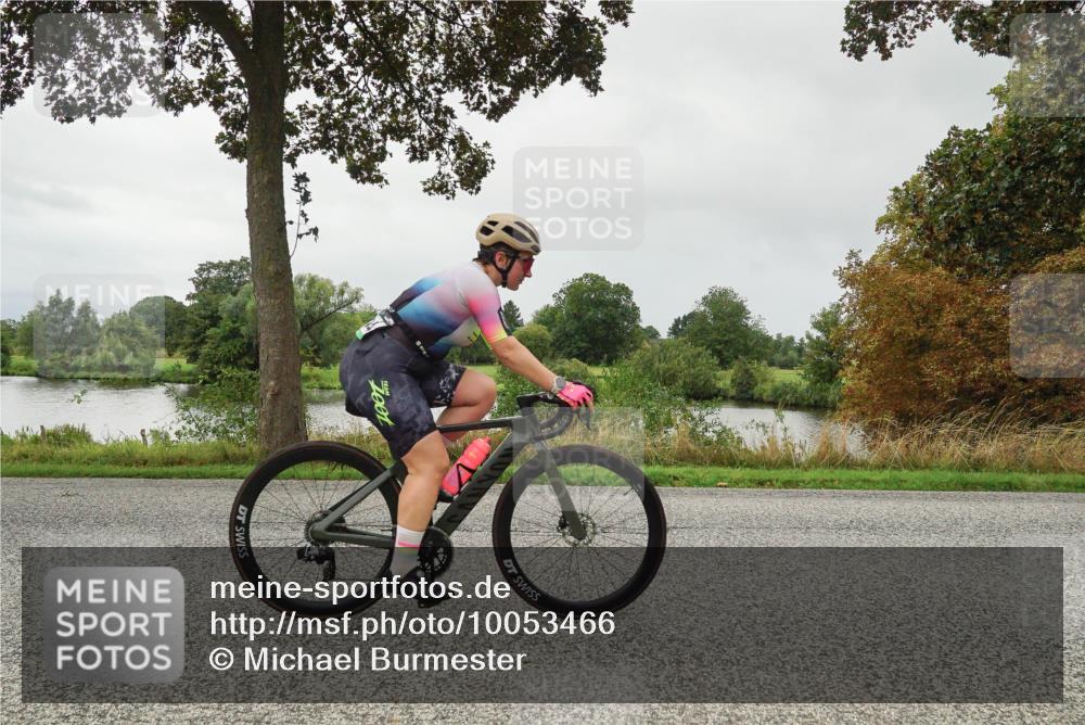 30.08.2026 - Elbe Triathlon Hamburg Michael Burmester http://msf.ph/oto/10053466 30.08.2026 10:31:06 Radfahren 646, 648, 833, 880, 944, 1099 meine-sportfotos.de