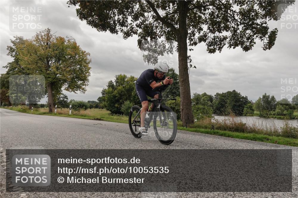 30.08.2026 - Elbe Triathlon Hamburg Michael Burmester http://msf.ph/oto/10053535 30.08.2026 10:49:37 Radfahren 1140 meine-sportfotos.de