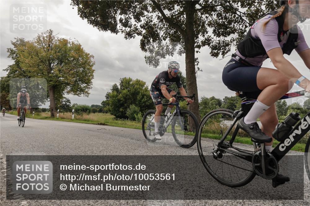 30.08.2026 - Elbe Triathlon Hamburg Michael Burmester http://msf.ph/oto/10053561 30.08.2026 10:50:22 Radfahren 803, 833, 897, 1204, 1346, 1621 meine-sportfotos.de