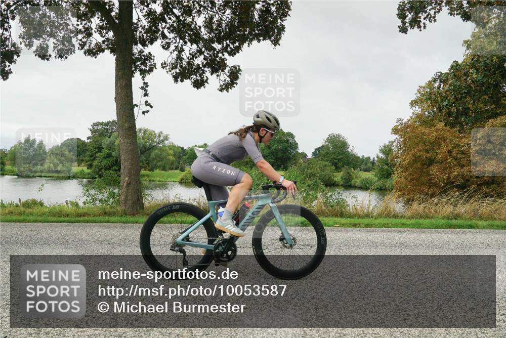 30.08.2026 - Elbe Triathlon Hamburg Michael Burmester http://msf.ph/oto/10053587 30.08.2026 10:33:00 Radfahren 863, 1006, 1029, 1056, 1120 meine-sportfotos.de