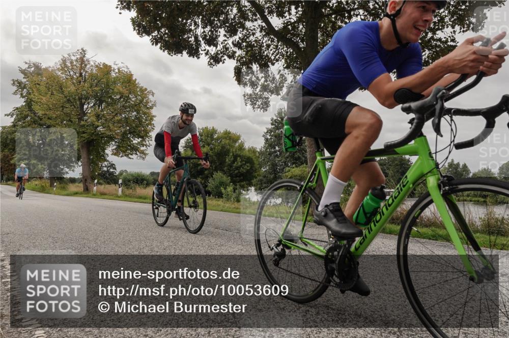 30.08.2026 - Elbe Triathlon Hamburg Michael Burmester http://msf.ph/oto/10053609 30.08.2026 10:51:01 Radfahren 1009, 1025, 1071, 1298, 1303, 1341 meine-sportfotos.de