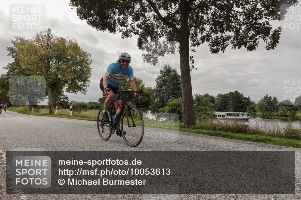 30.08.2026 - Elbe Triathlon Hamburg Michael Burmester http://msf.ph/oto/10053613 30.08.2026 10:51:03 Radfahren 1009, 1025, 1071, 1100, 1298, 1303, 1341 meine-sportfotos.de