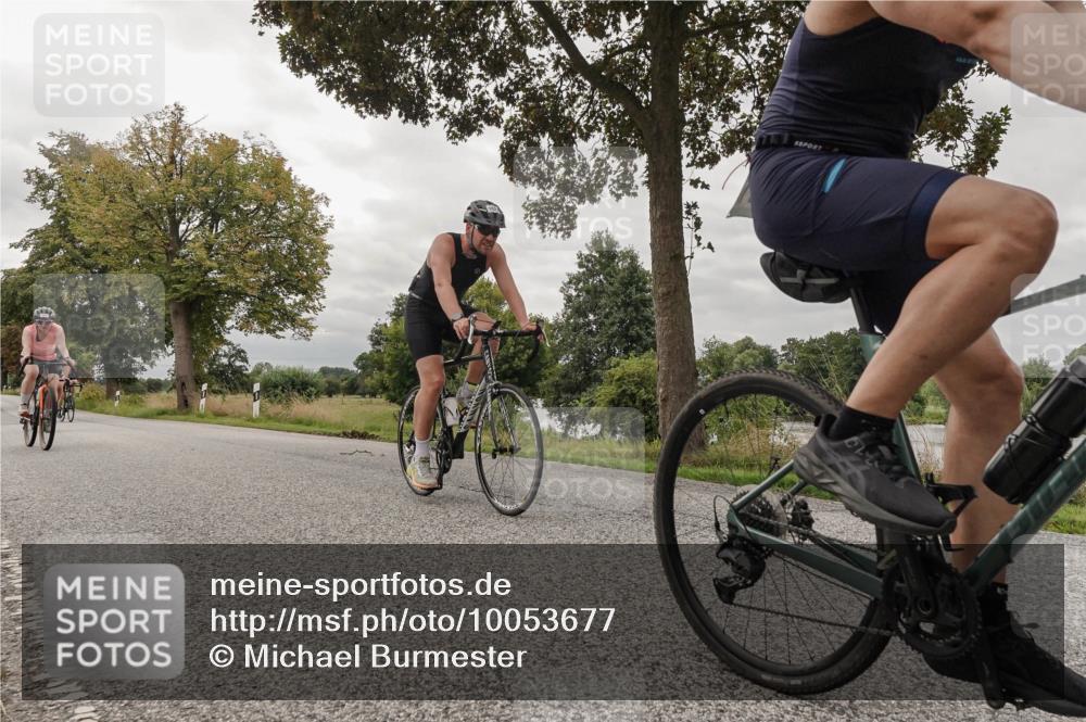 30.08.2026 - Elbe Triathlon Hamburg Michael Burmester http://msf.ph/oto/10053677 30.08.2026 10:51:52 Radfahren 901, 912, 1022, 1033, 1101, 1104, 1171, 1264 meine-sportfotos.de
