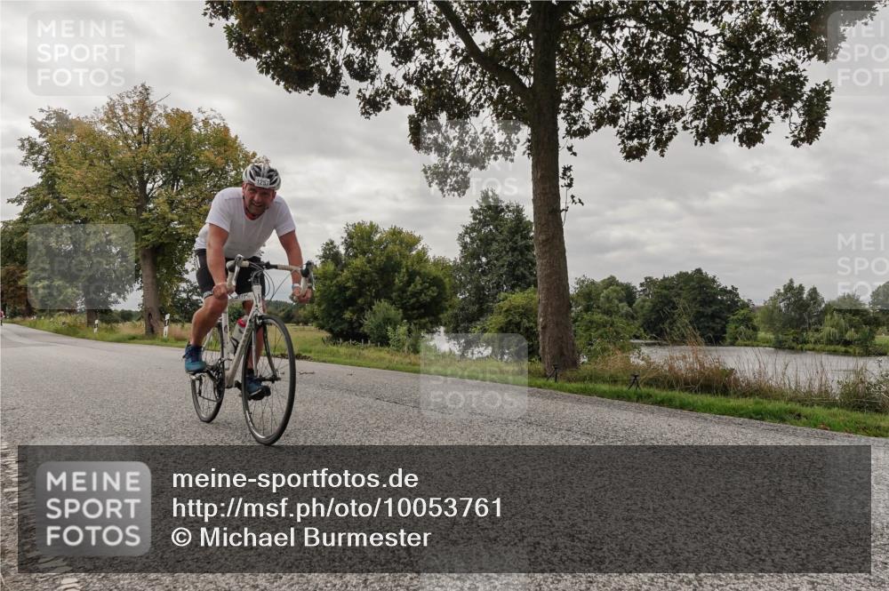 30.08.2026 - Elbe Triathlon Hamburg Michael Burmester http://msf.ph/oto/10053761 30.08.2026 10:52:44 Radfahren 1253, 1257 meine-sportfotos.de